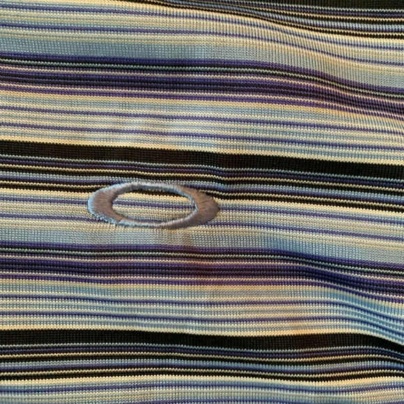 Oakley Mens Polo Shirt Small Blue Short Sleeve Striped Polyester Logo Golf - Picture 3 of 5